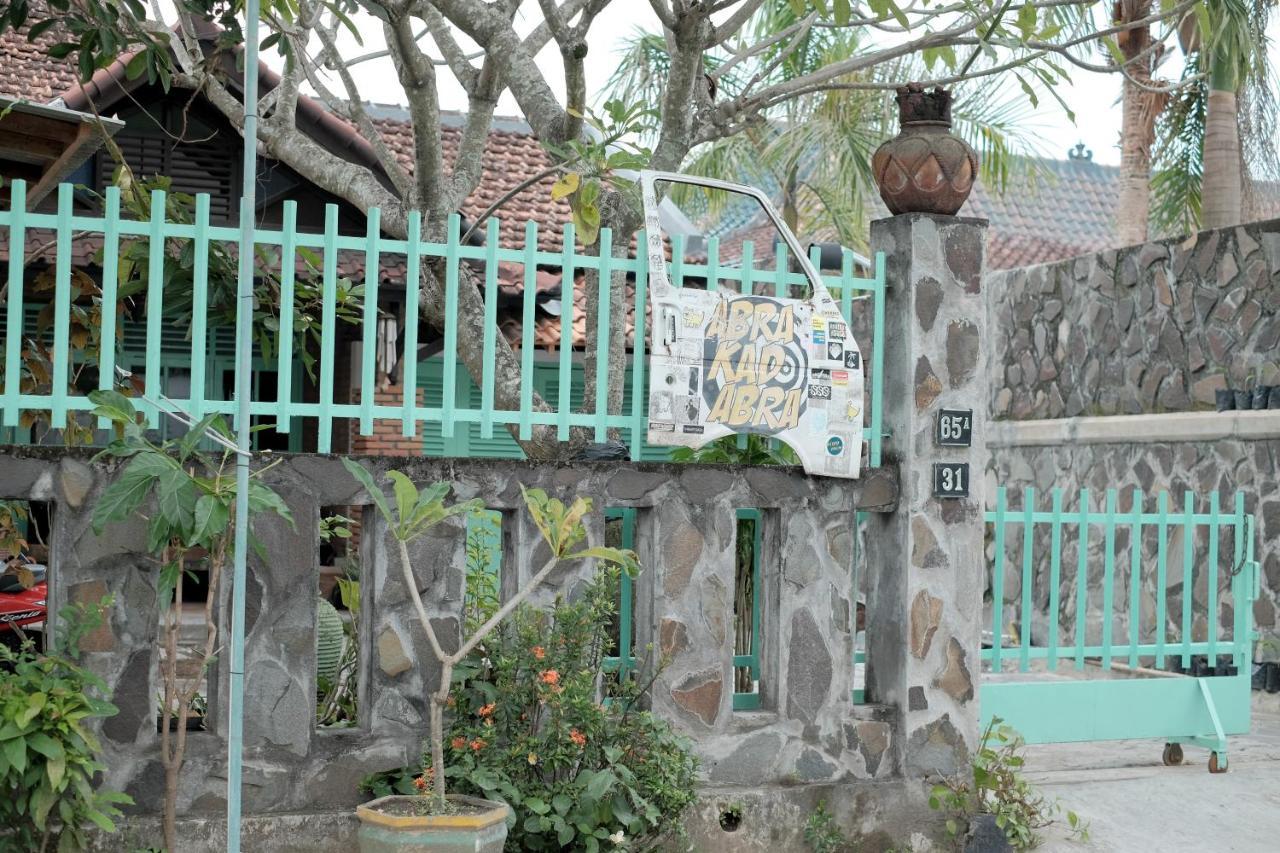 Ferienwohnung Abrakadabra 747 Yogyakarta Exterior foto